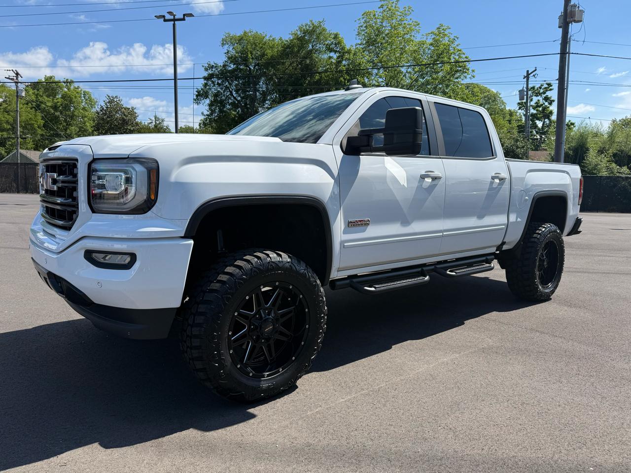 GMC Sierra 1500 4WD Crew Cab 143.5" SLT 2017
