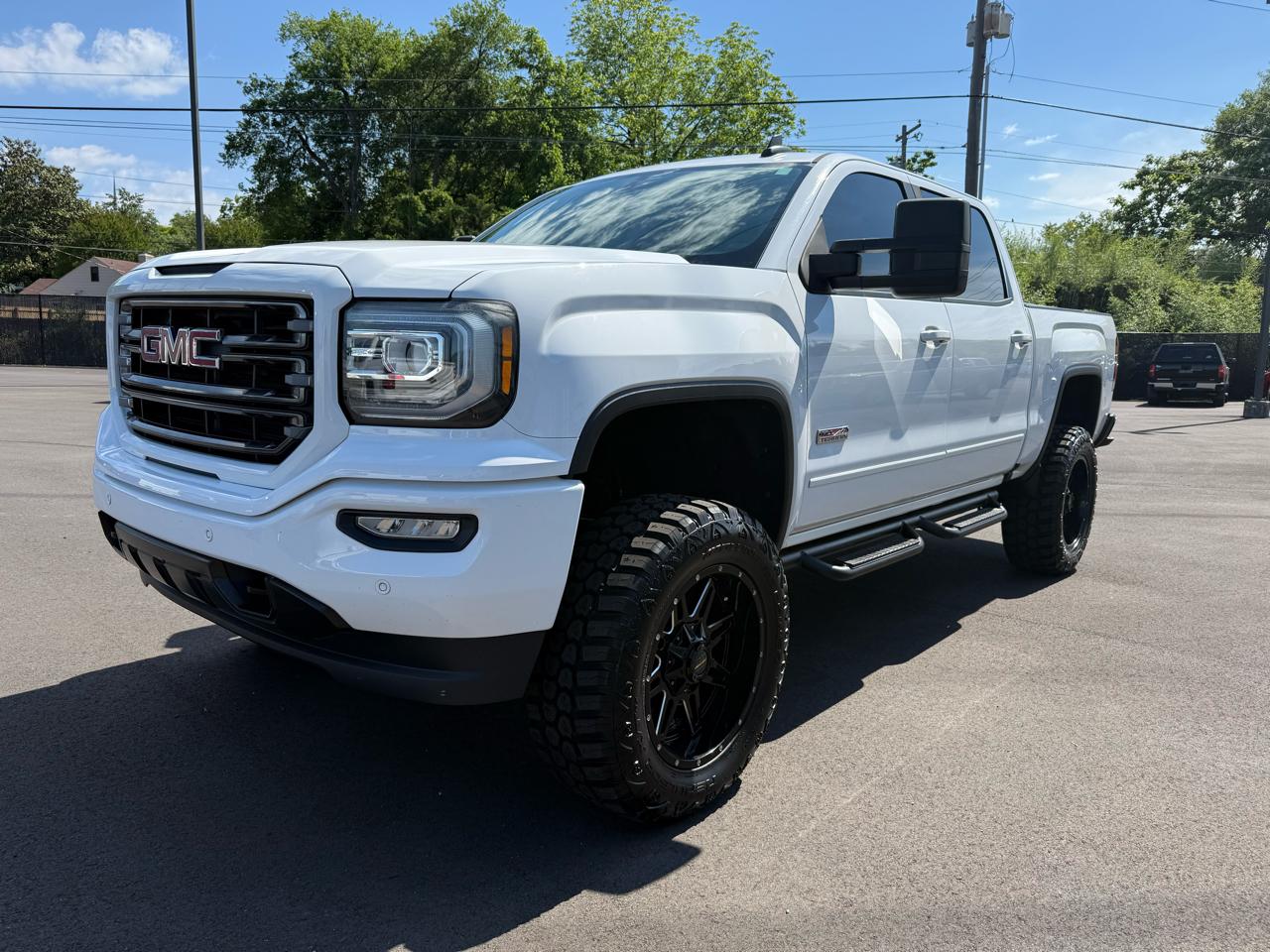 GMC Sierra 1500 4WD Crew Cab 143.5" SLT 2017