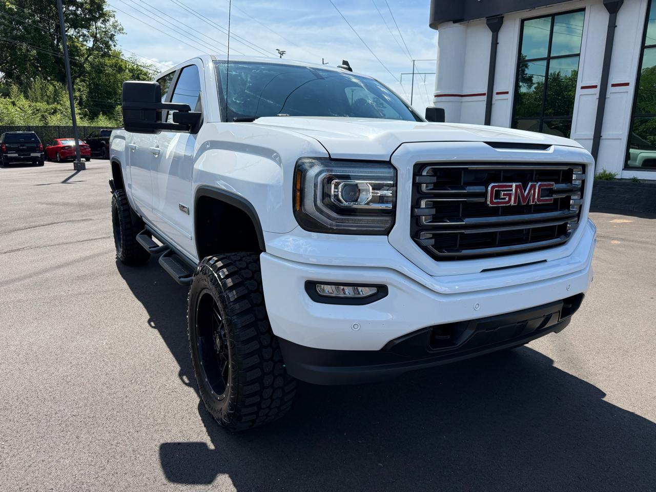 GMC Sierra 1500 4WD Crew Cab 143.5" SLT 2017
