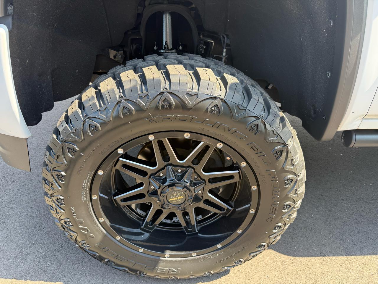 GMC Sierra 1500 4WD Crew Cab 143.5" SLT 2017