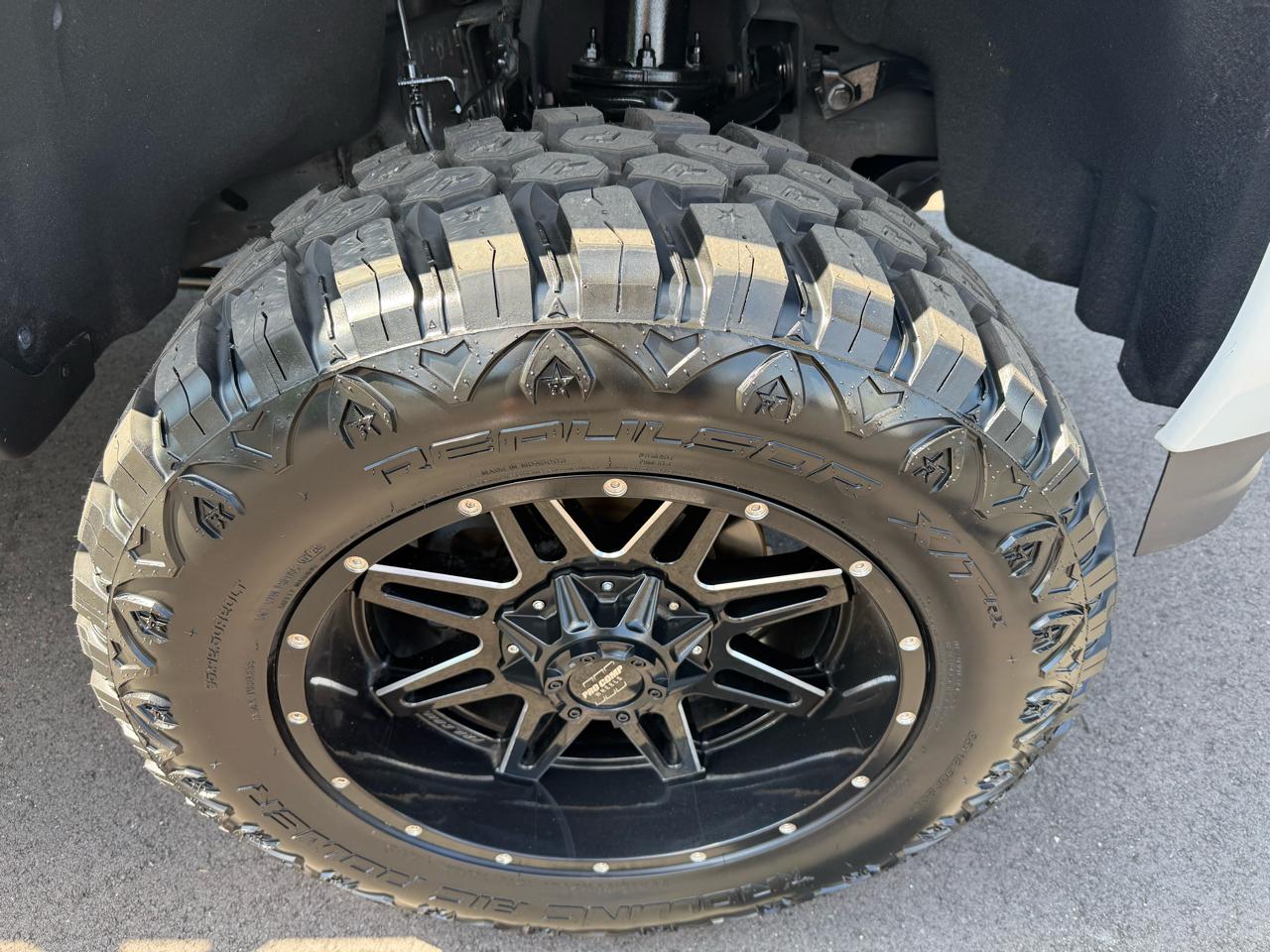 GMC Sierra 1500 4WD Crew Cab 143.5" SLT 2017