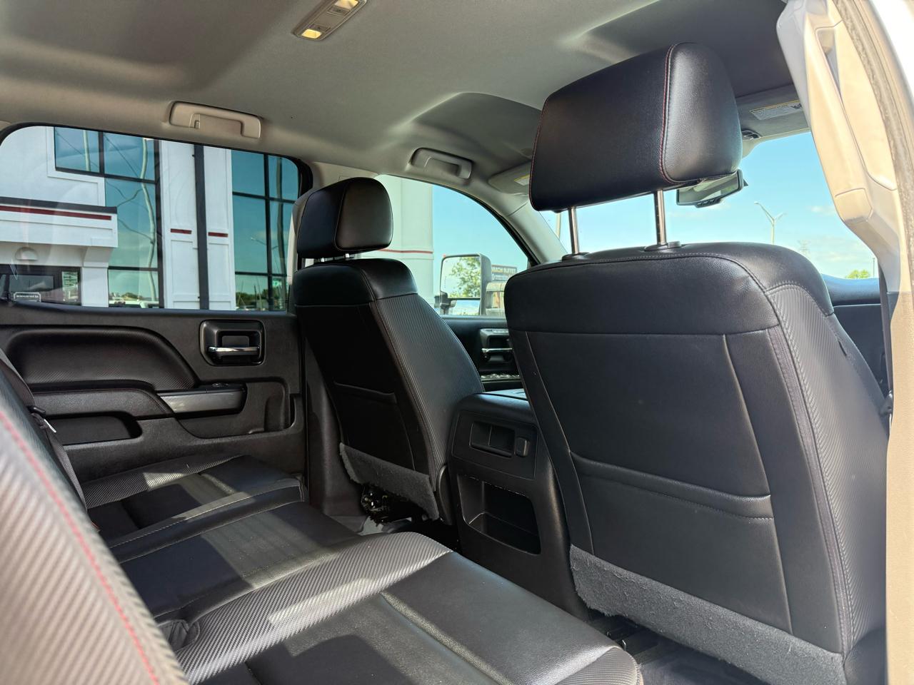 GMC Sierra 1500 4WD Crew Cab 143.5" SLT 2017