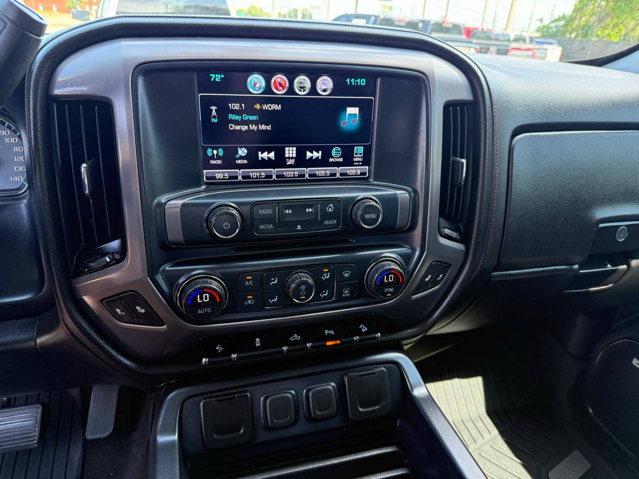 GMC Sierra 1500 4WD Crew Cab 143.5" SLT 2017