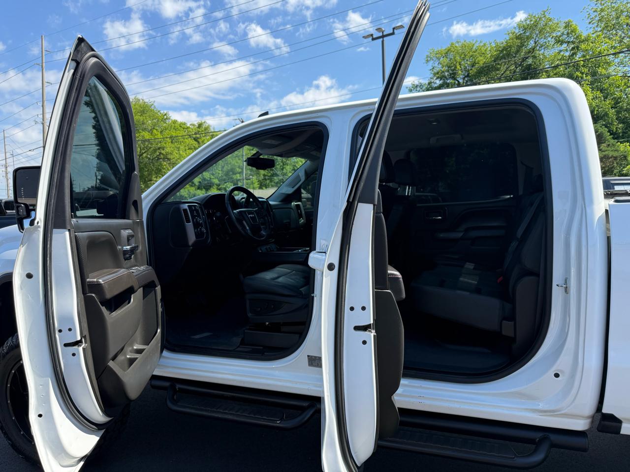 GMC Sierra 1500 4WD Crew Cab 143.5" SLT 2017