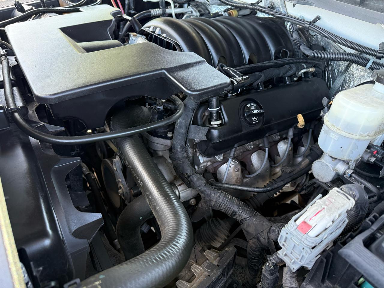 GMC Sierra 1500 4WD Crew Cab 143.5" SLT 2017