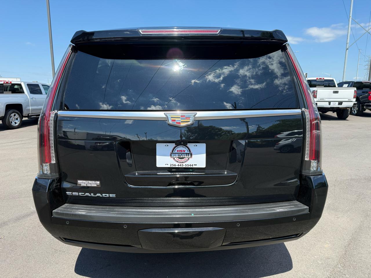 Cadillac Escalade ESV 2WD 4dr Luxury 2018