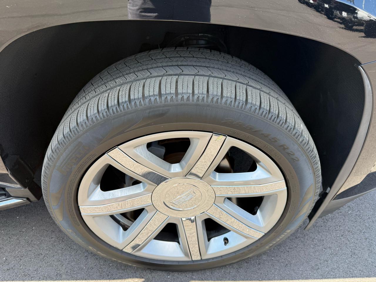 Cadillac Escalade ESV 2WD 4dr Luxury 2018
