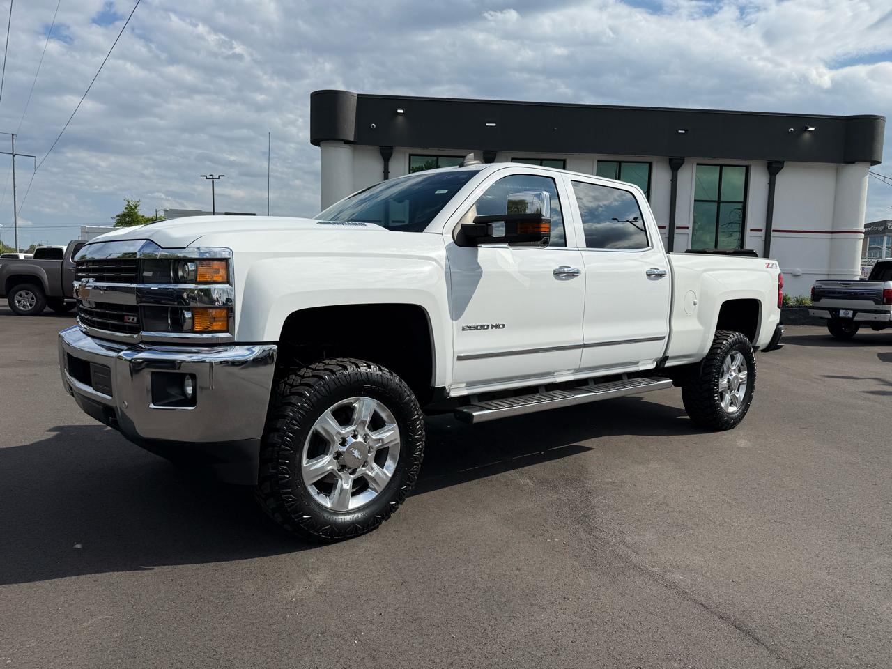 Chevrolet Silverado 2500HD 4WD Crew Cab 153.7" LTZ 2017