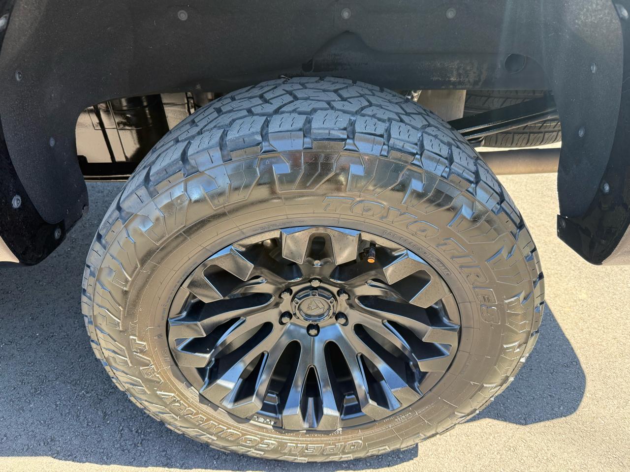 Chevrolet Silverado 1500 4WD Crew Cab 143.5" LT w/2LT 2020