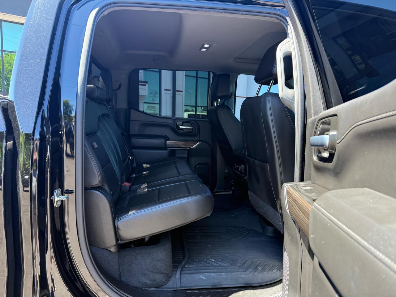 Chevrolet Silverado 1500 4WD Crew Cab 143.5" LT w/2LT 2020