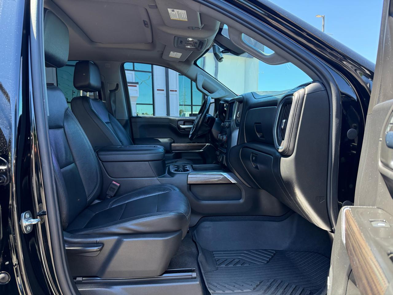 Chevrolet Silverado 1500 4WD Crew Cab 143.5" LT w/2LT 2020