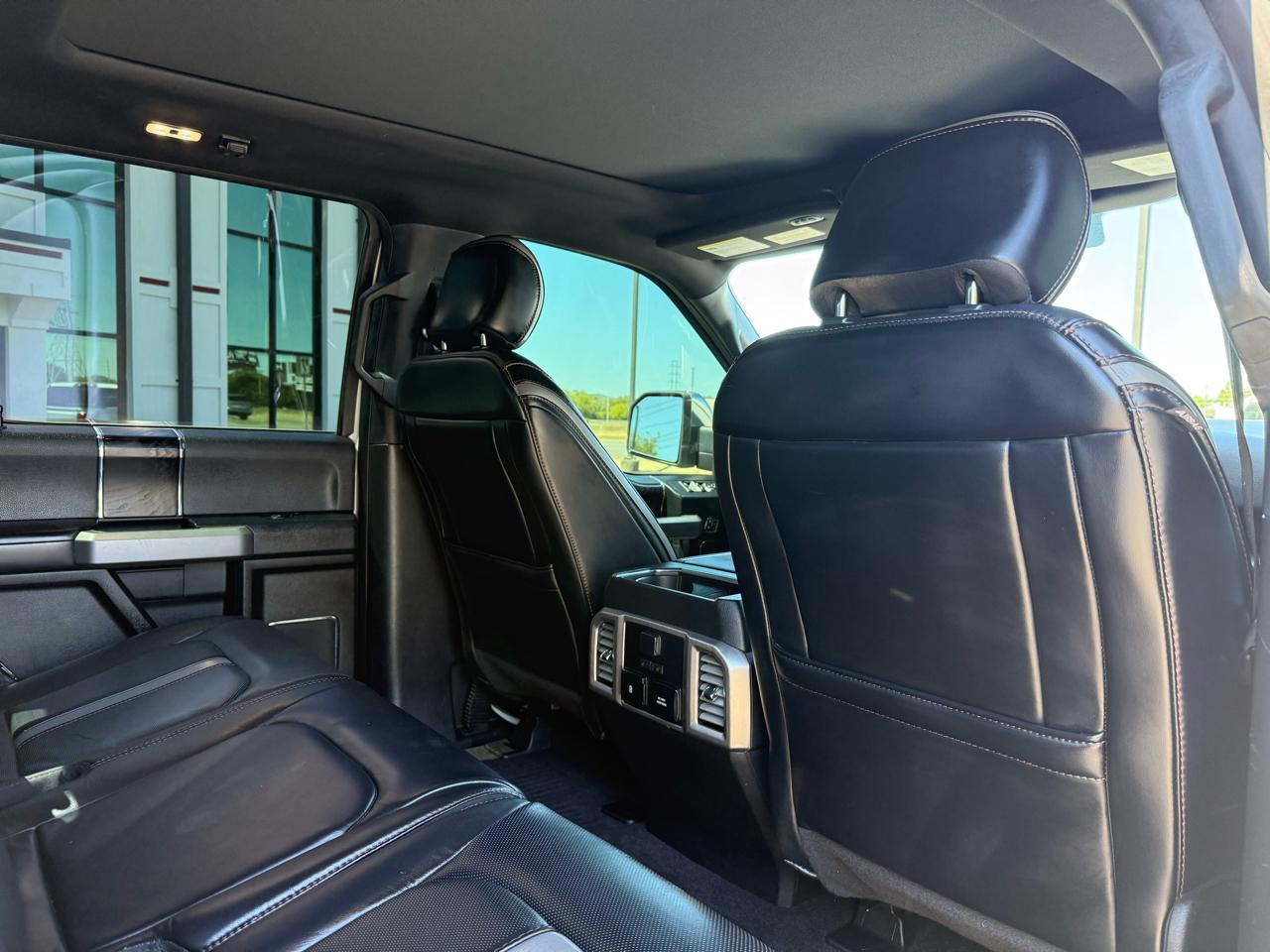 Ford F-150 Platinum SuperCrew 4WD 2018