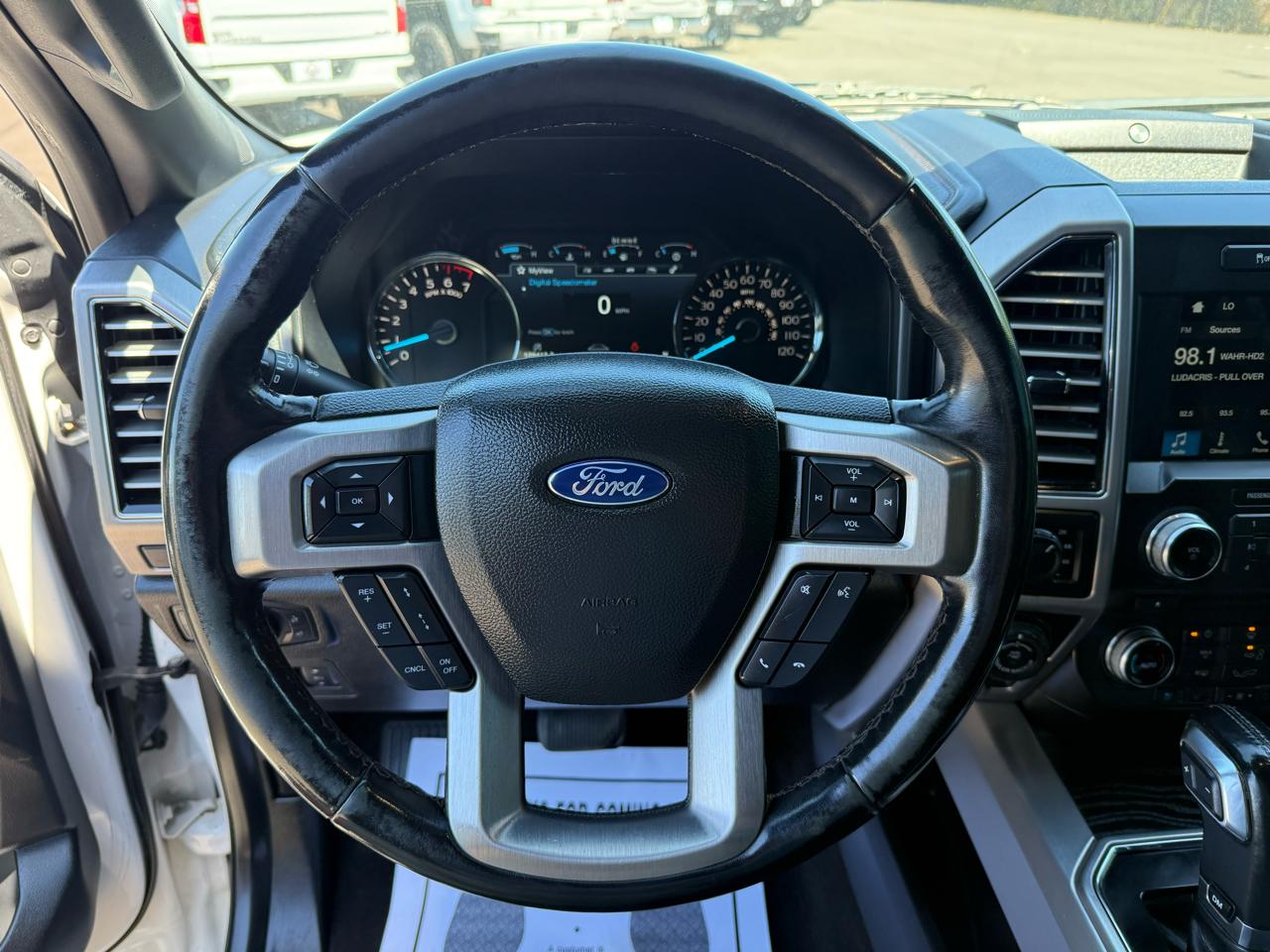 Ford F-150 Platinum SuperCrew 4WD 2018