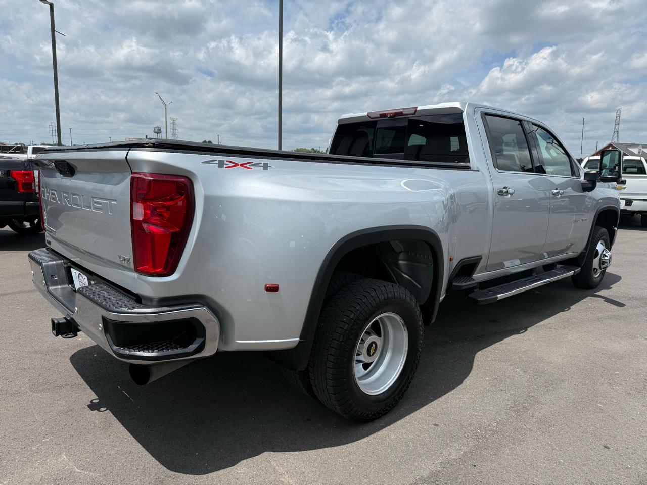 Chevrolet Silverado 3500HD 4WD Crew Cab 172" LTZ 2020