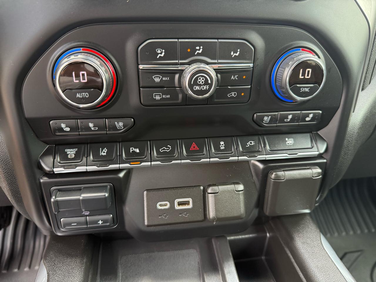 Chevrolet Silverado 3500HD 4WD Crew Cab 172" LTZ 2020