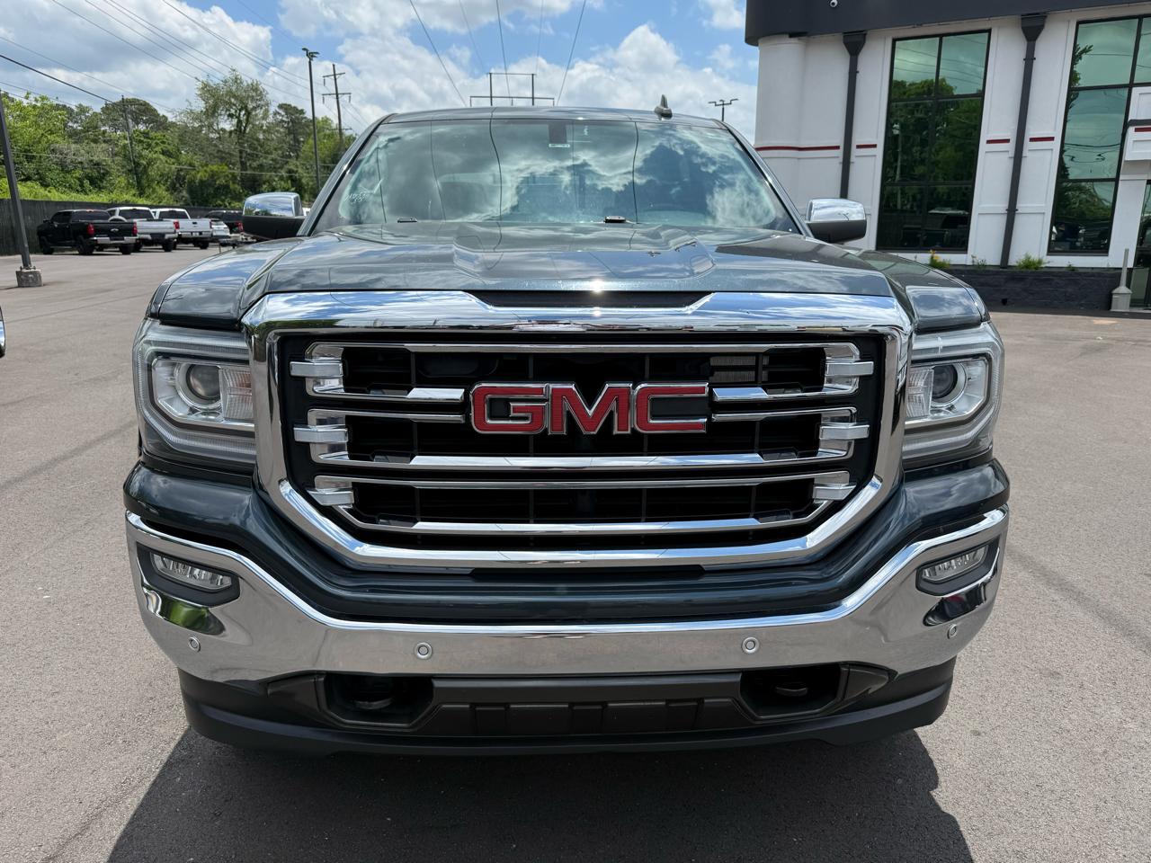 GMC Sierra 1500 4WD Crew Cab 143.5" SLT 2018