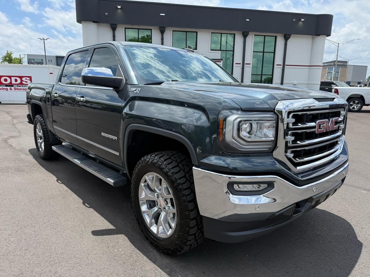 GMC Sierra 1500 4WD Crew Cab 143.5" SLT 2018