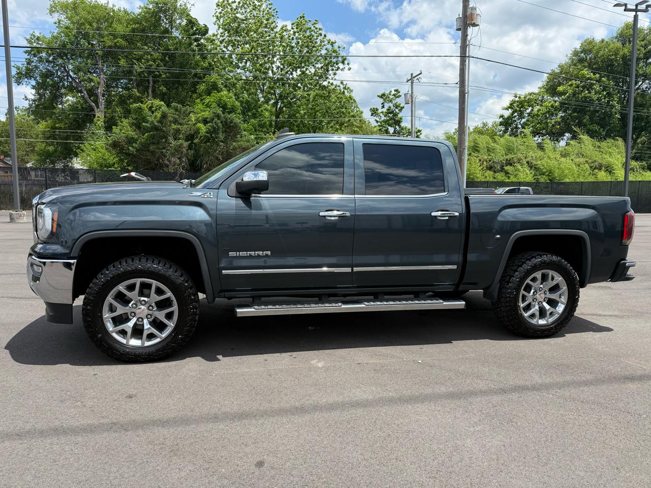 GMC Sierra 1500 4WD Crew Cab 143.5" SLT 2018