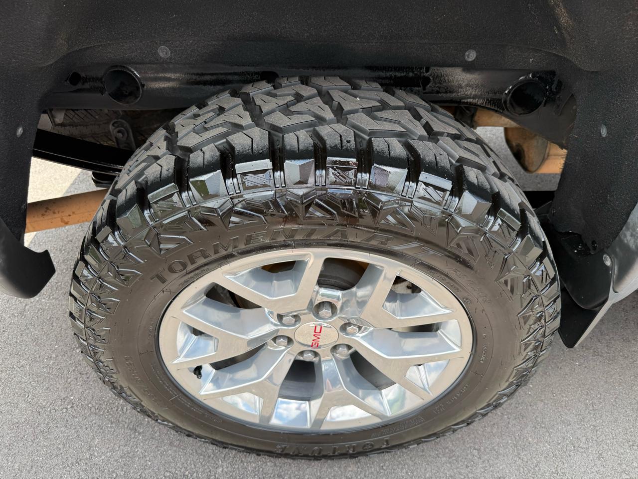 GMC Sierra 1500 4WD Crew Cab 143.5" SLT 2018
