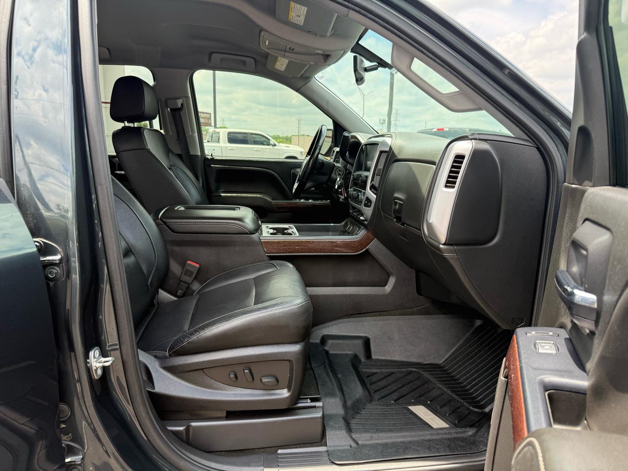 GMC Sierra 1500 4WD Crew Cab 143.5" SLT 2018