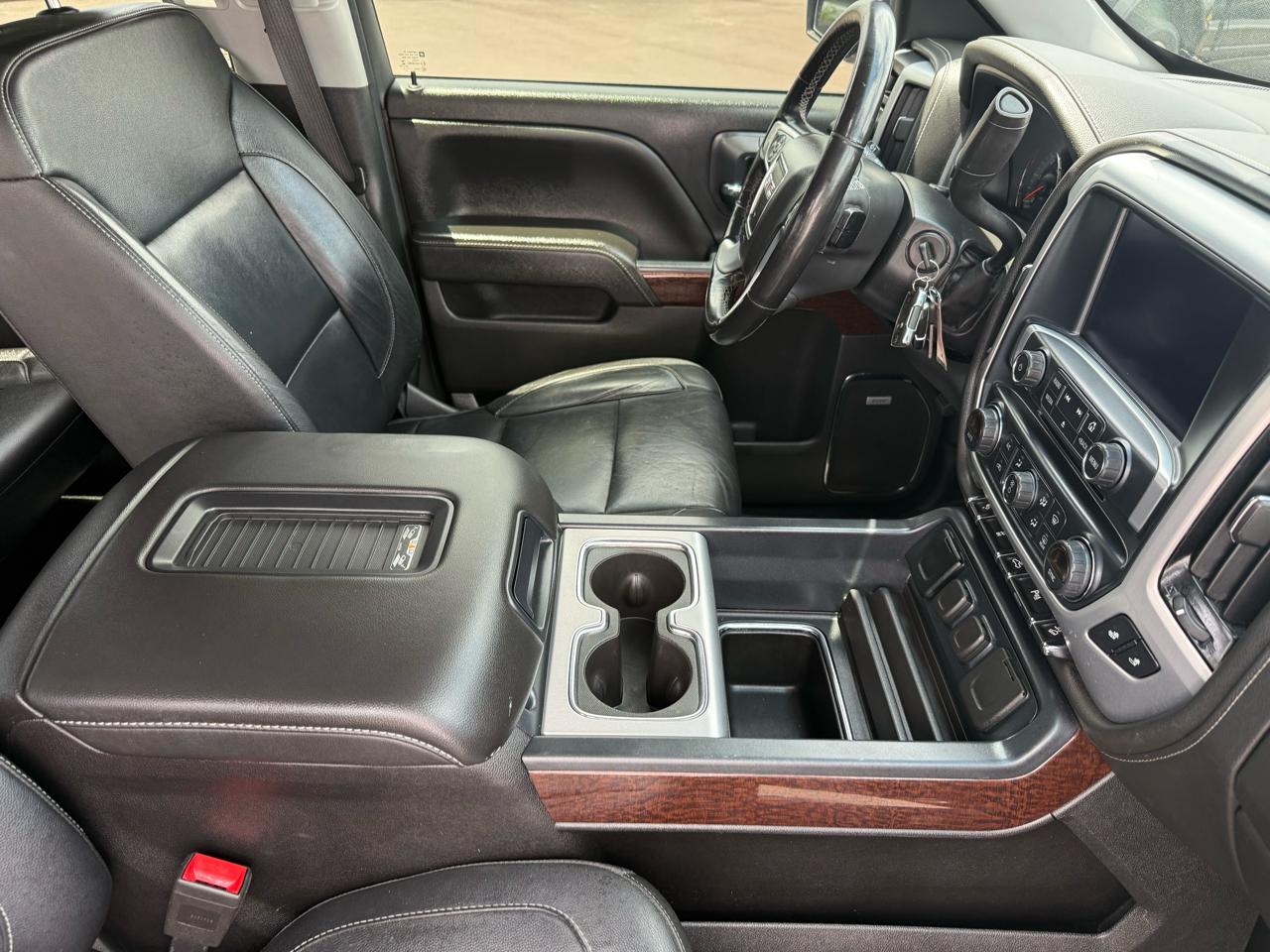 GMC Sierra 1500 4WD Crew Cab 143.5" SLT 2018