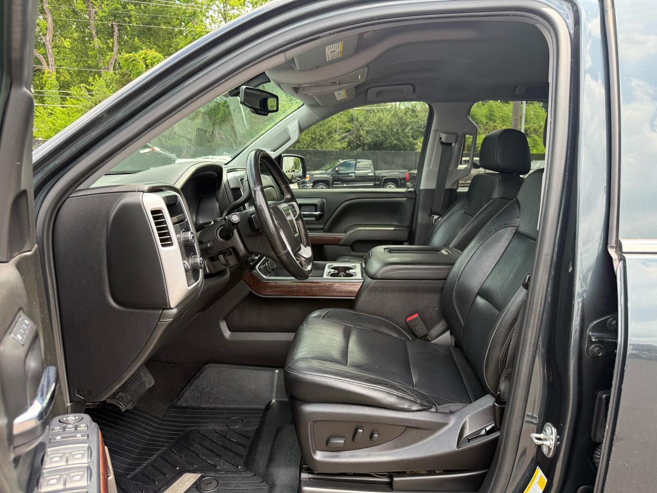 GMC Sierra 1500 4WD Crew Cab 143.5" SLT 2018