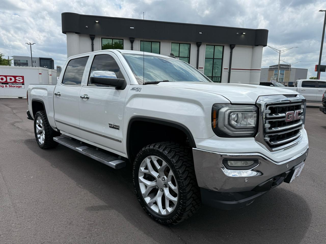 GMC Sierra 1500 4WD Crew Cab 143.5" SLT 2017