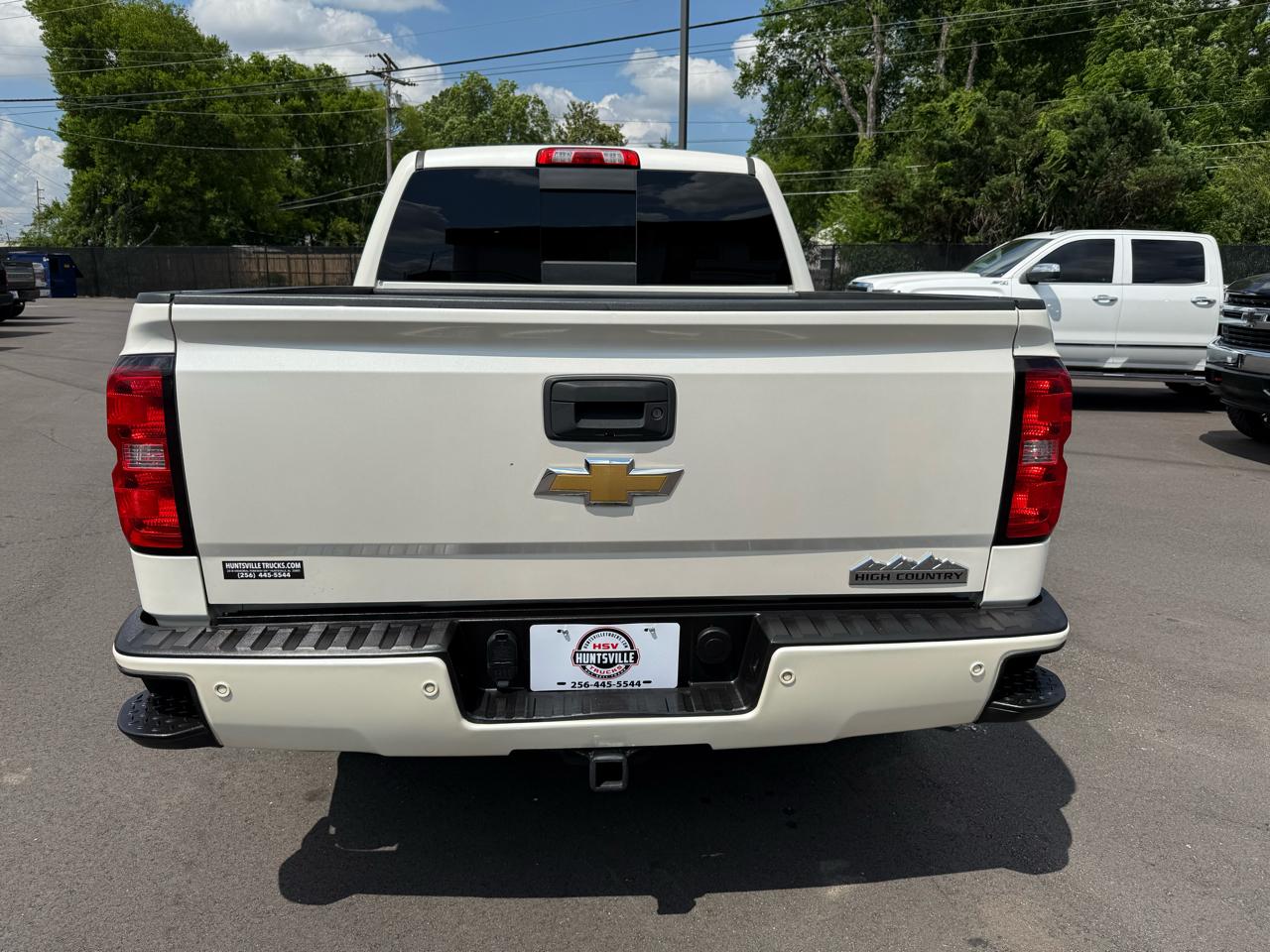 Chevrolet Silverado 1500 4WD Crew Cab 143.5" High Country 2015