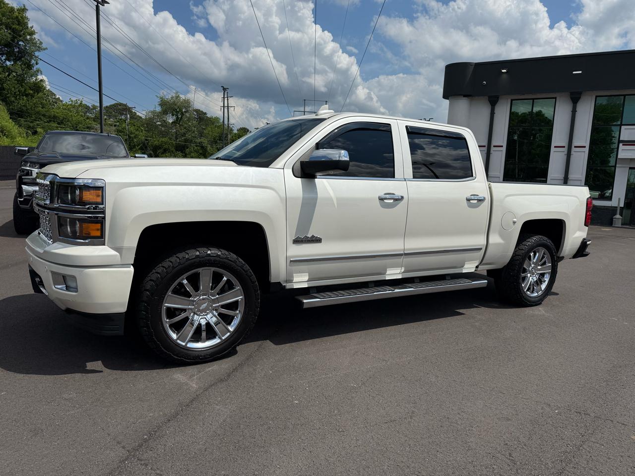 Chevrolet Silverado 1500 4WD Crew Cab 143.5" High Country 2015