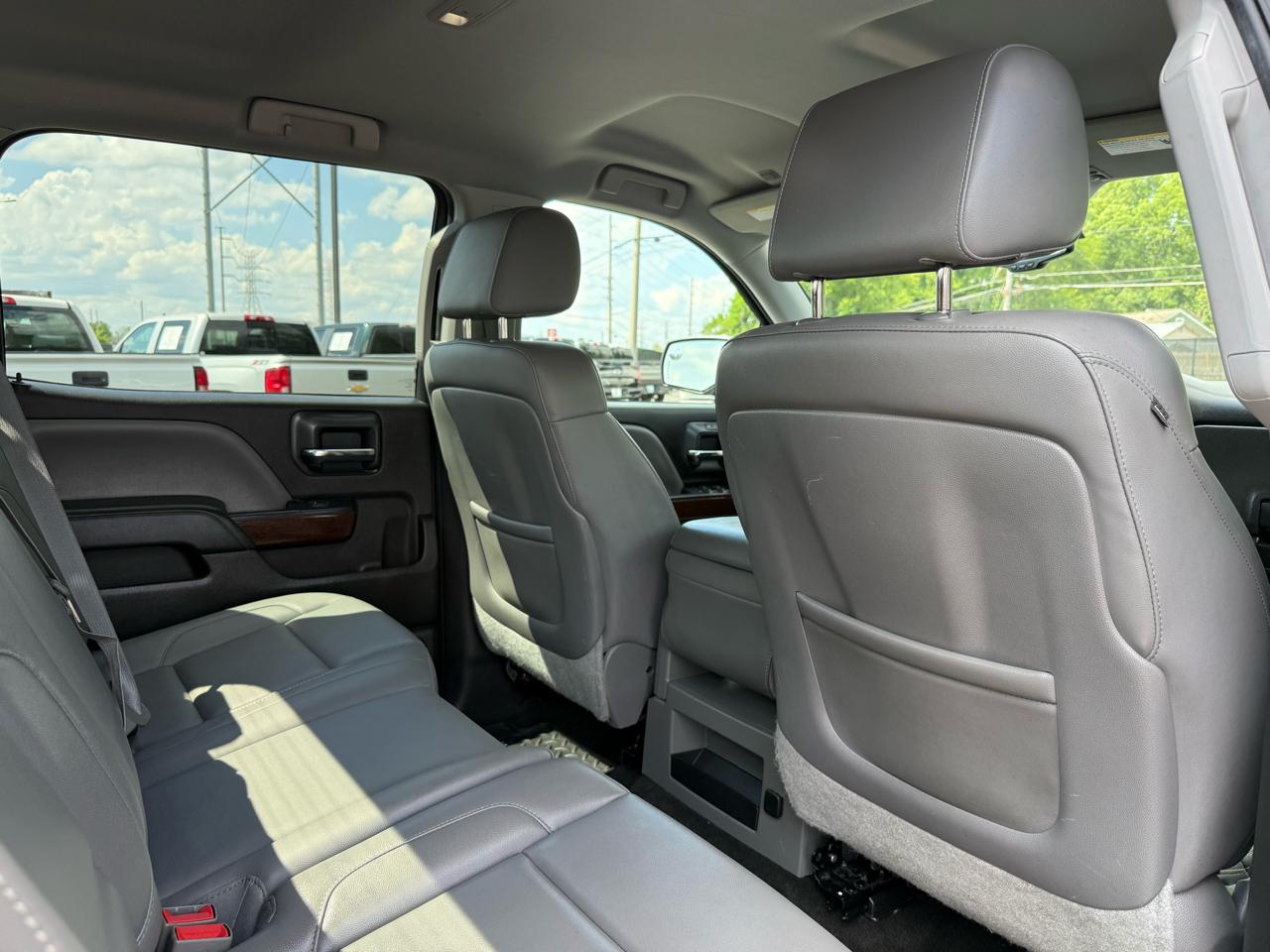 GMC Sierra 1500 4WD Crew Cab 143.5" SLT 2015