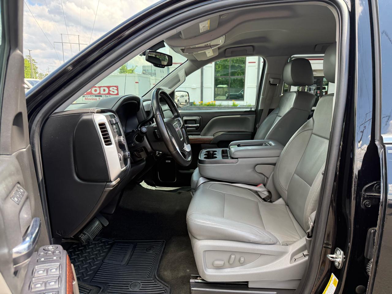 GMC Sierra 1500 4WD Crew Cab 143.5" SLT 2015