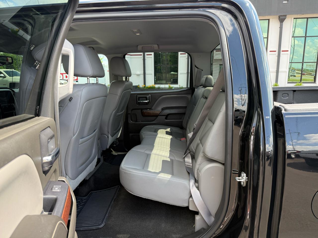 GMC Sierra 1500 4WD Crew Cab 143.5" SLT 2015
