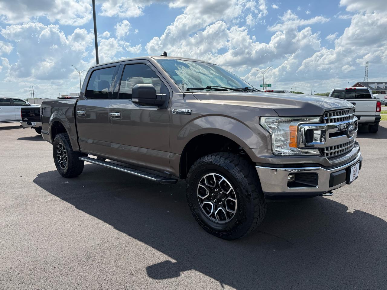 Ford F-150 4WD SuperCrew 139" XLT 2020