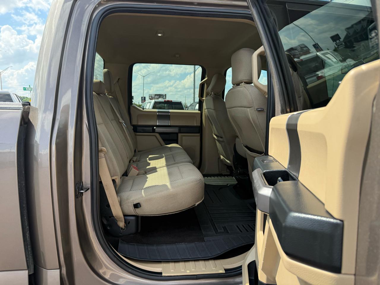 Ford F-150 4WD SuperCrew 139" XLT 2020