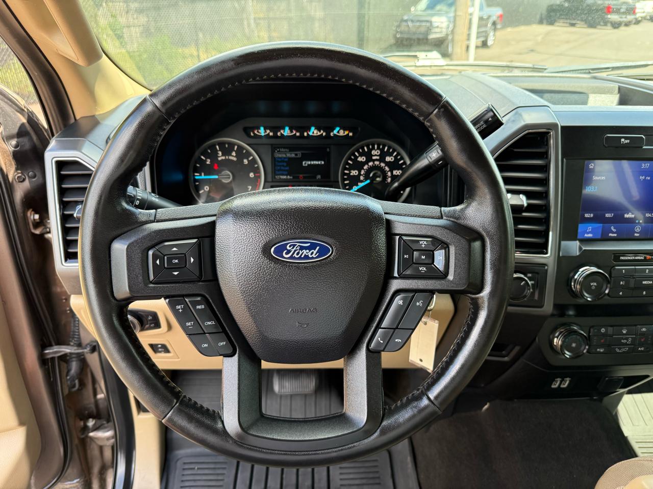 Ford F-150 4WD SuperCrew 139" XLT 2020