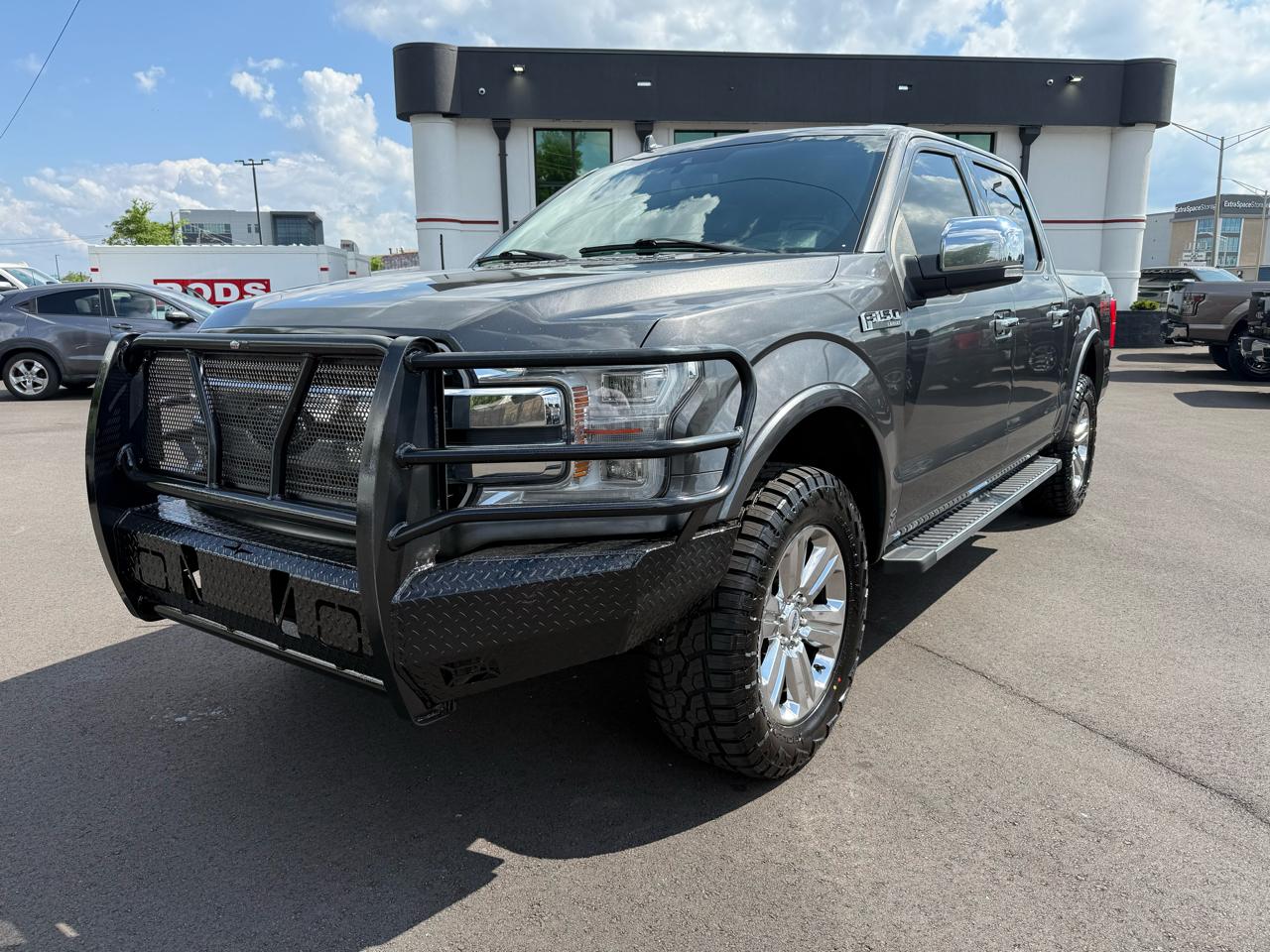 Ford F-150 4WD SuperCrew 139" Lariat 2018