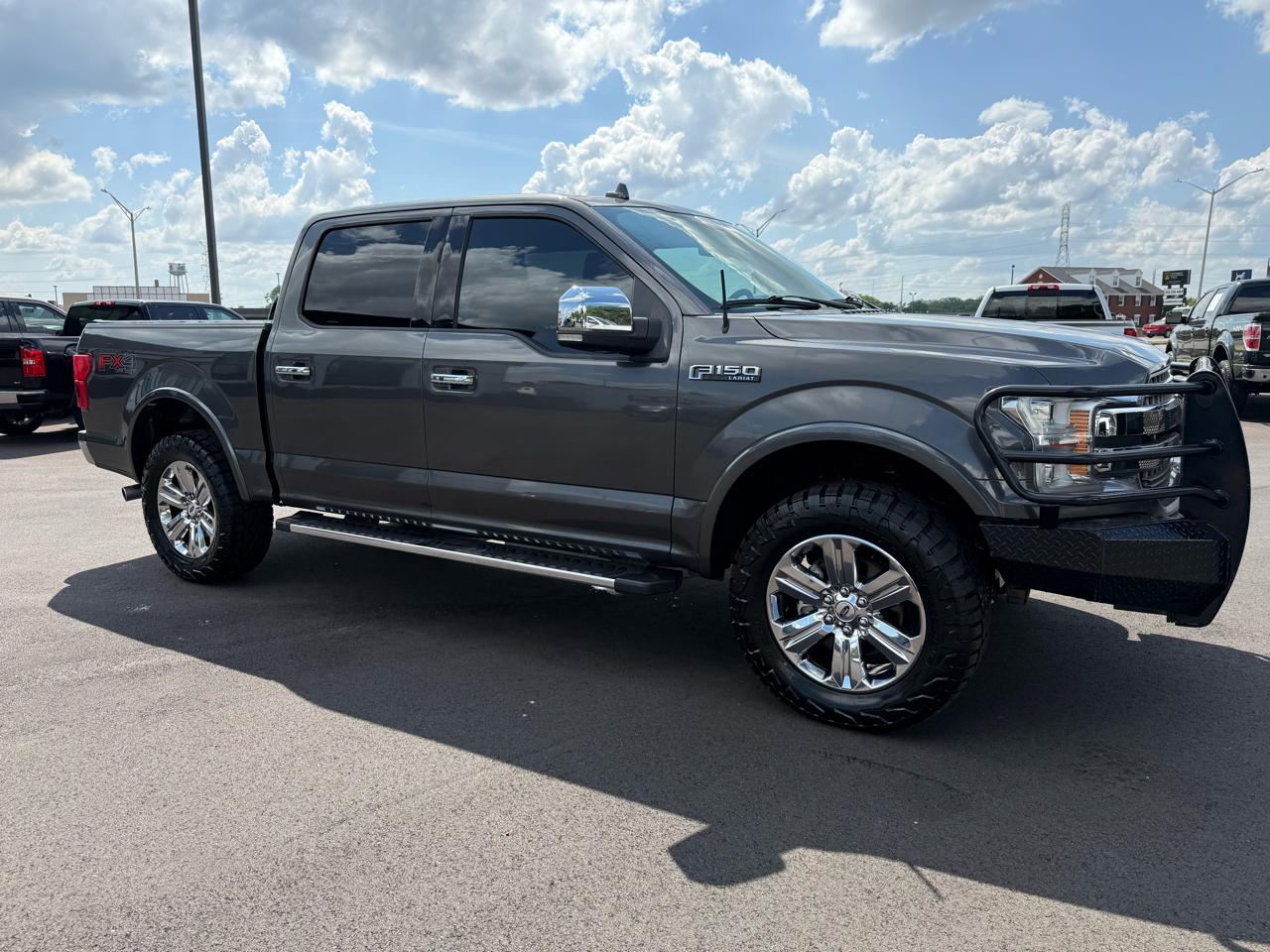 Ford F-150 4WD SuperCrew 139" Lariat 2018
