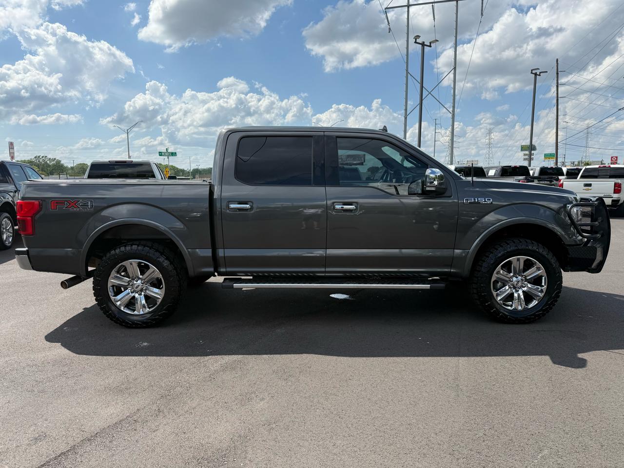 Ford F-150 4WD SuperCrew 139" Lariat 2018