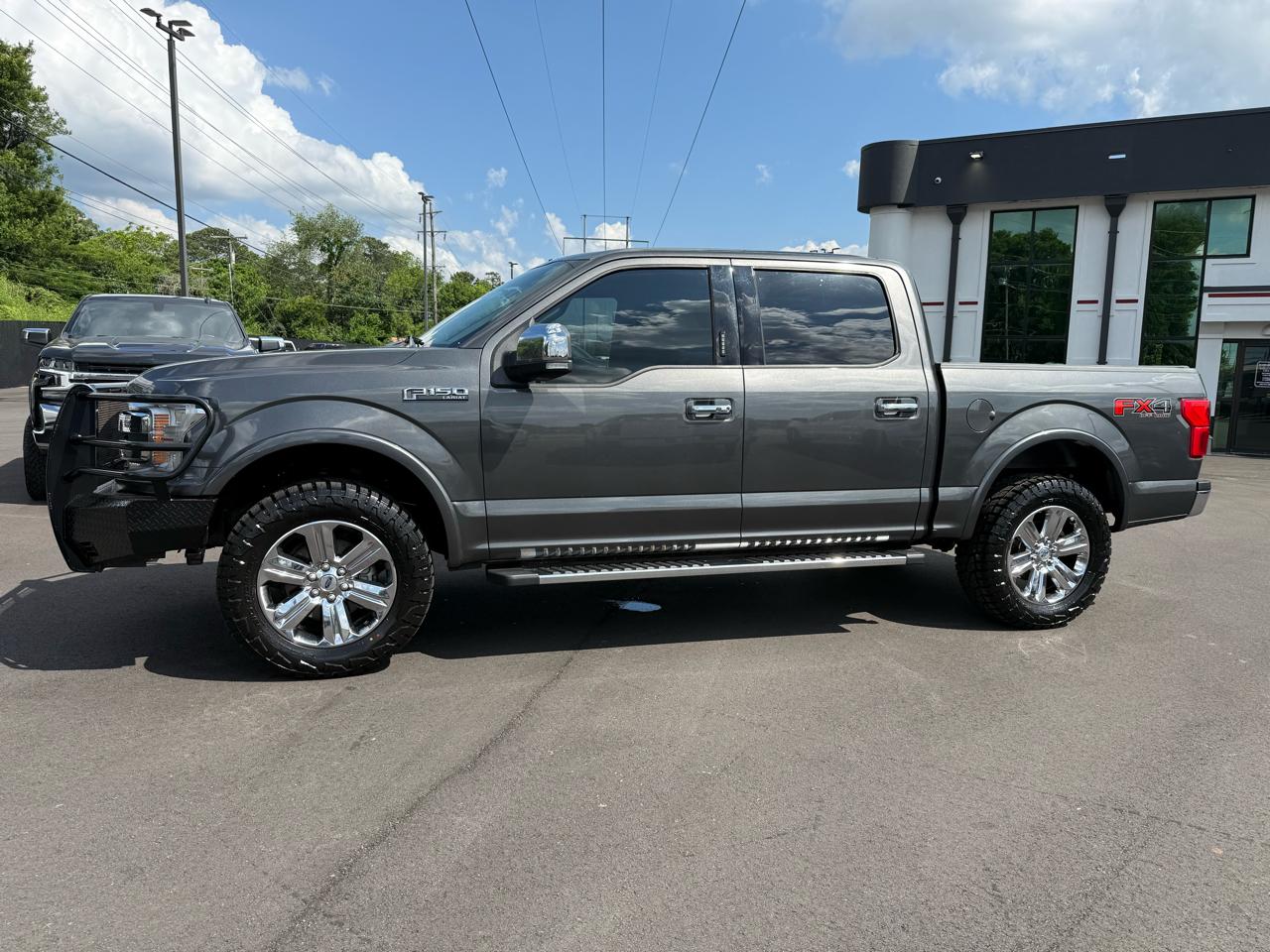 Ford F-150 4WD SuperCrew 139" Lariat 2018