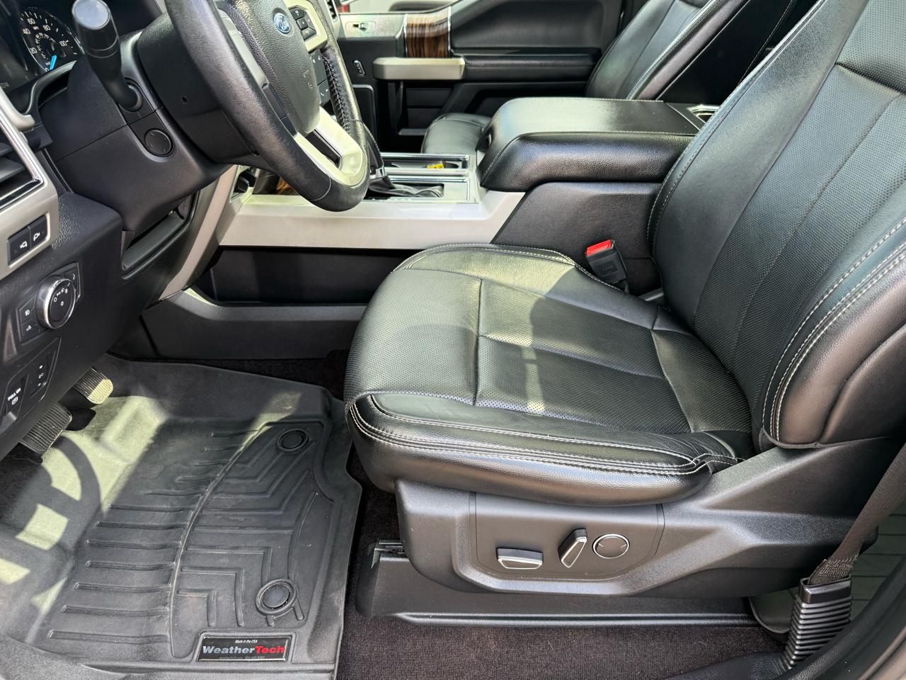 Ford F-150 4WD SuperCrew 139" Lariat 2018