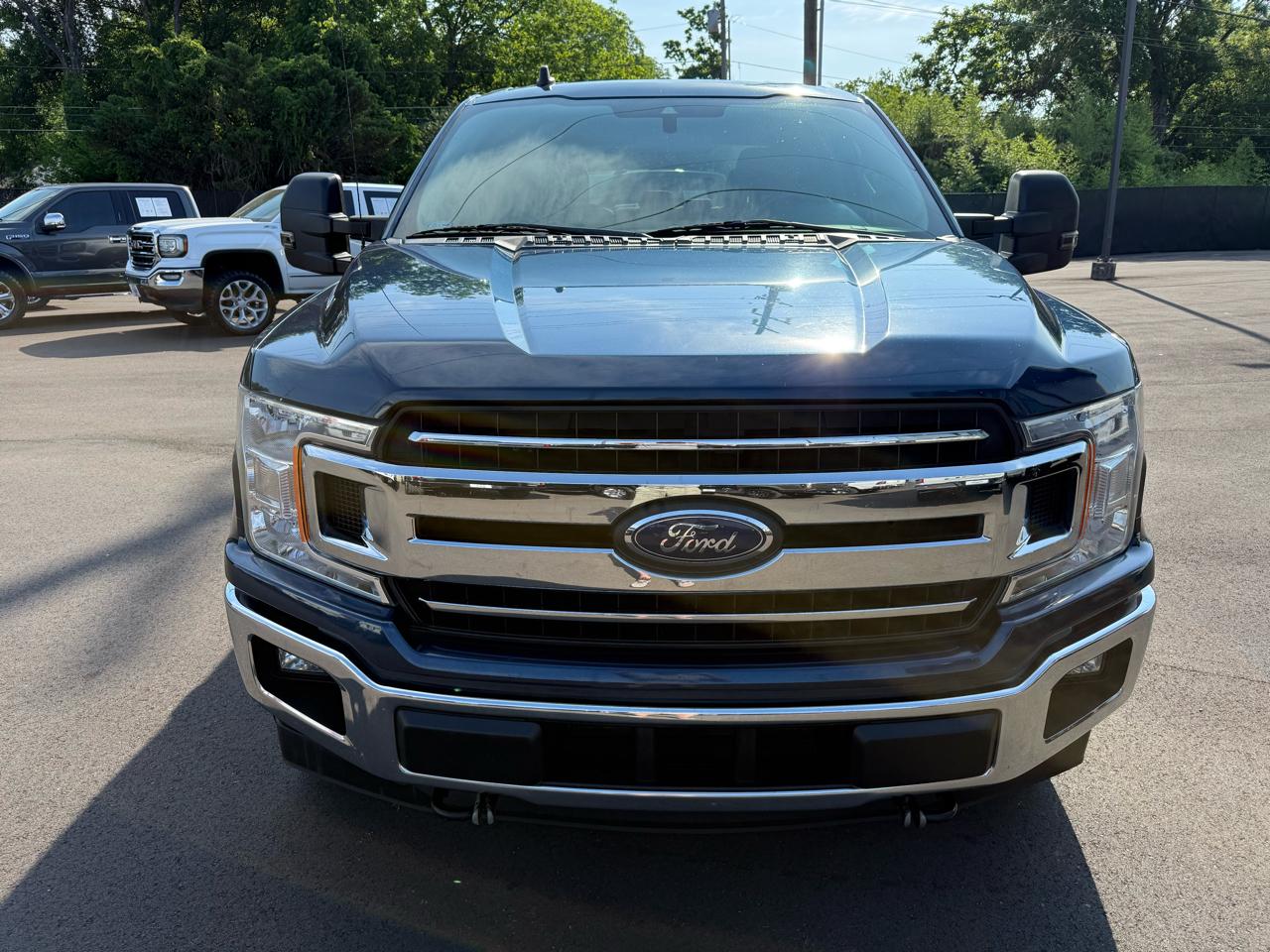 Ford F-150 4WD SuperCrew 139" XLT 2019