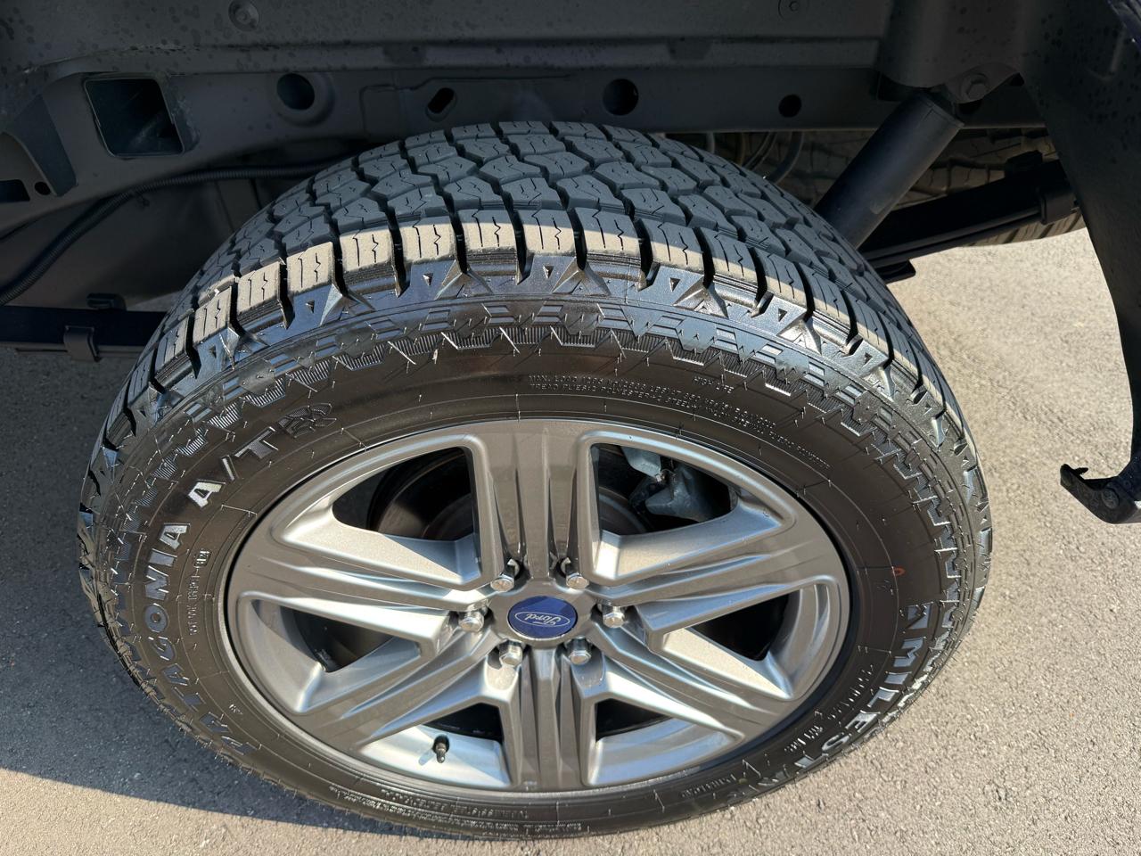 Ford F-150 4WD SuperCrew 139" XLT 2019