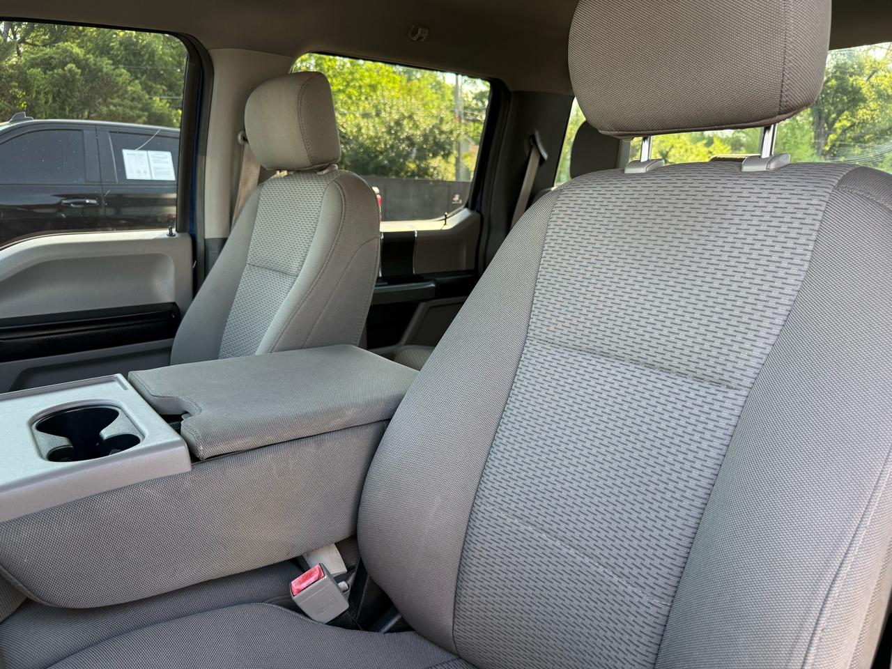 Ford F-150 4WD SuperCrew 139" XLT 2019