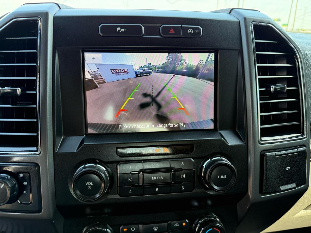 Ford F-150 4WD SuperCrew 139" XLT 2019