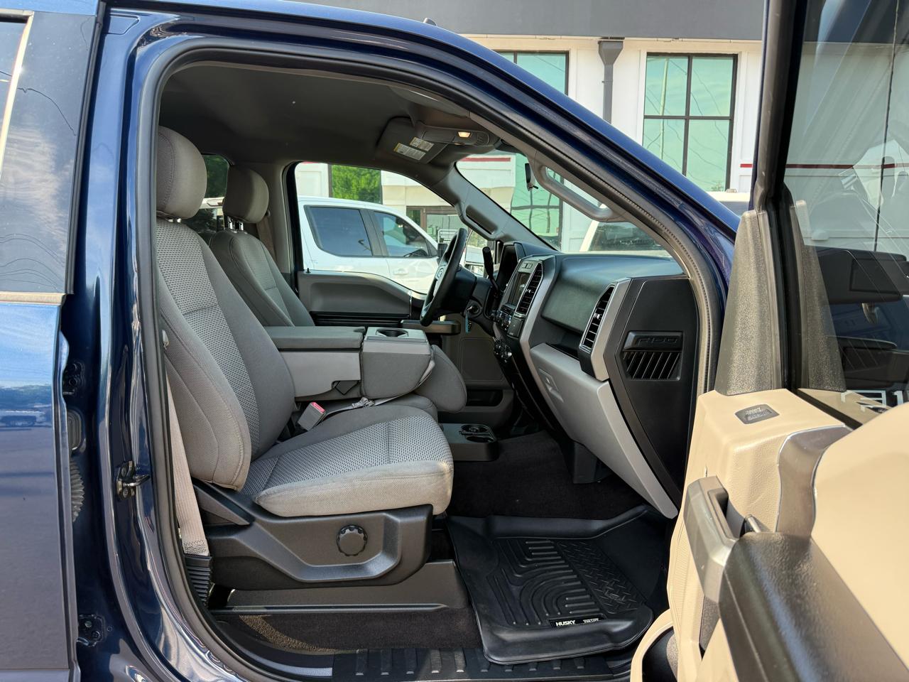 Ford F-150 4WD SuperCrew 139" XLT 2019
