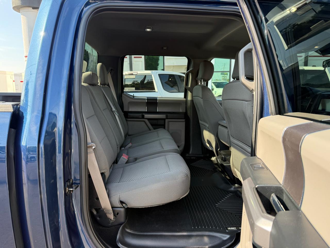 Ford F-150 4WD SuperCrew 139" XLT 2019