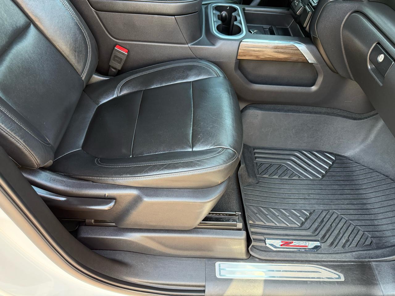 Chevrolet Silverado 1500 RST Crew Cab 4WD 2020