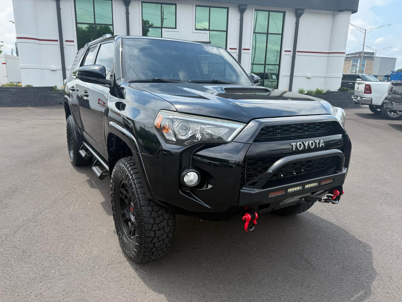 Toyota 4Runner TRD Off Road Premium 4WD (Natl) 2018