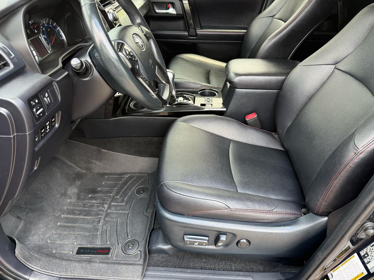 Toyota 4Runner TRD Off Road Premium 4WD (Natl) 2018