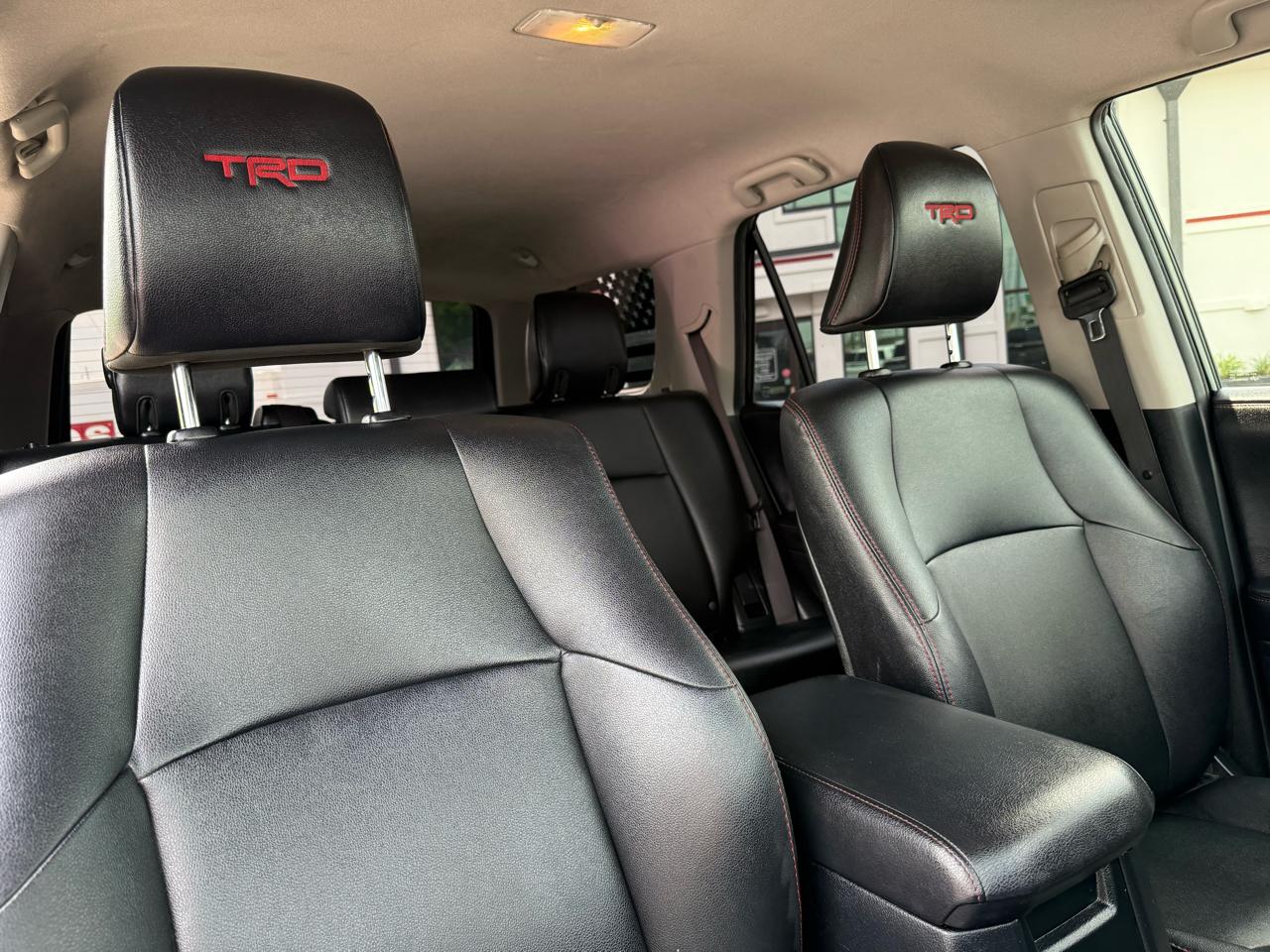 Toyota 4Runner TRD Off Road Premium 4WD (Natl) 2018